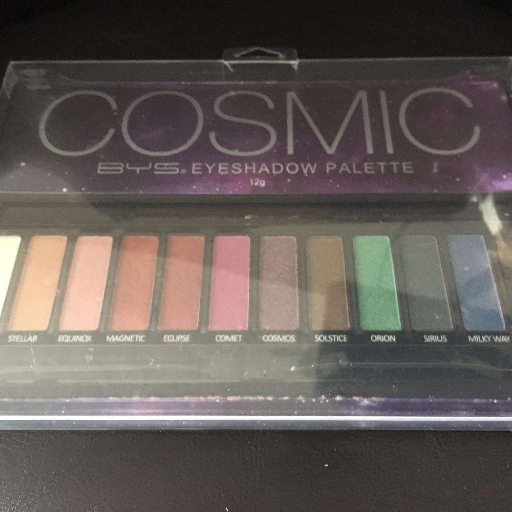 BYS Cosmic Eyeshadow Palette
